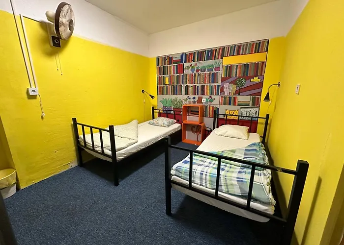 Baroque Hostel & Coworking Boedapest
